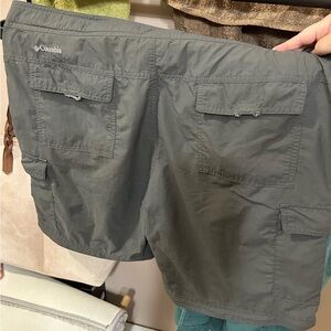 Women’s Columbia Shorts
